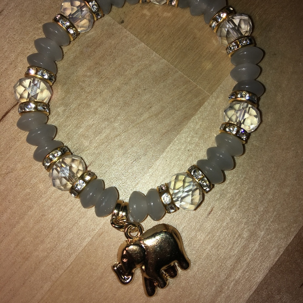 Elephant Luck & Fortune Bracelet (Clear/gold)